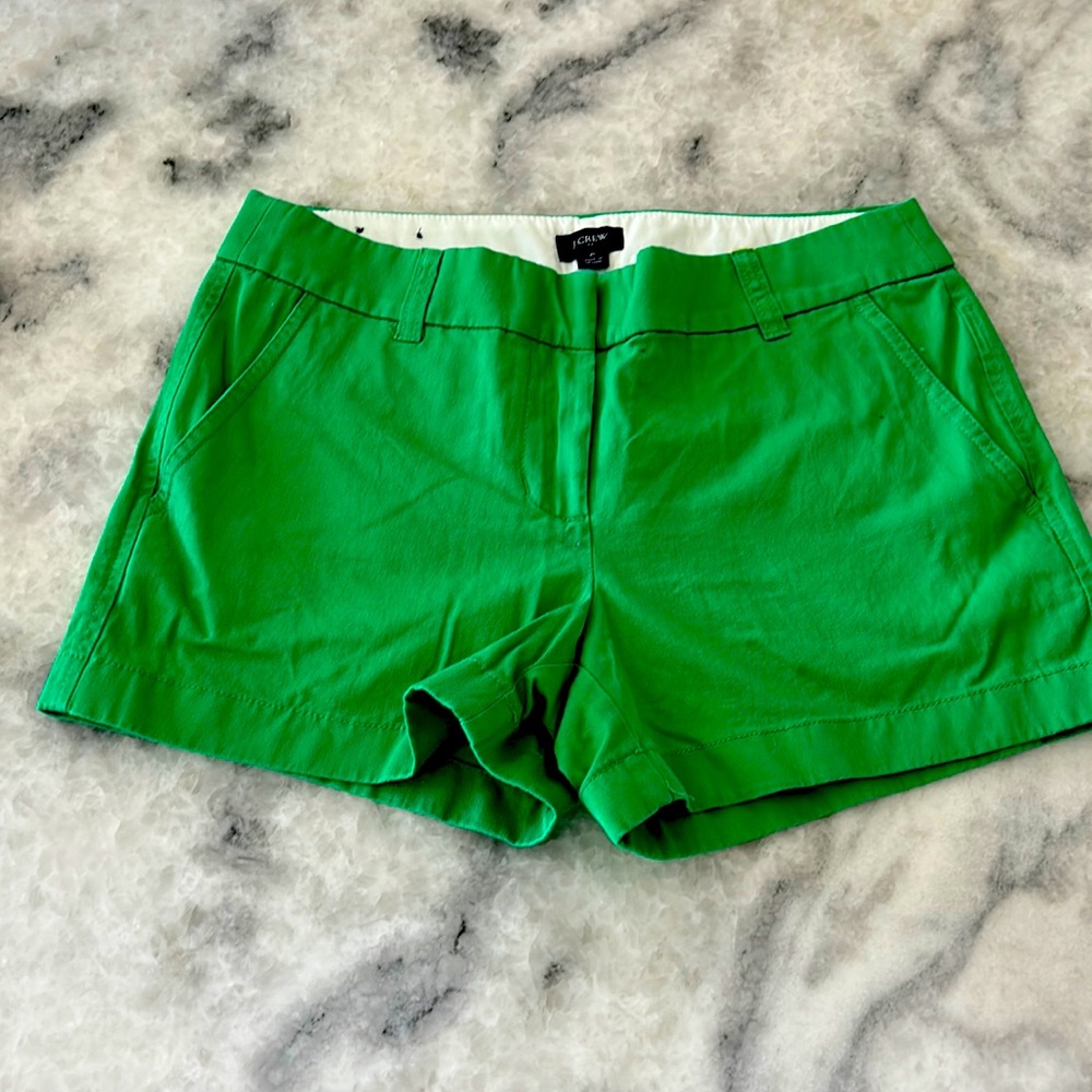 J Crew size 2 Kelly green chino short size 2